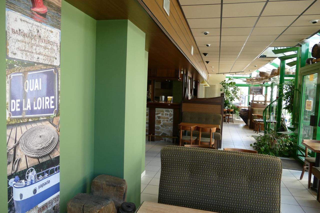 Logis Hotels Le Champalud Restaurant La Citadelle Oree-d'Anjou Ngoại thất bức ảnh