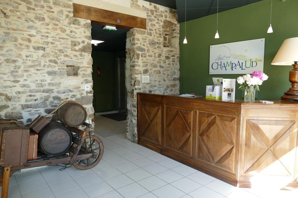 Logis Hotels Le Champalud Restaurant La Citadelle Oree-d'Anjou Ngoại thất bức ảnh